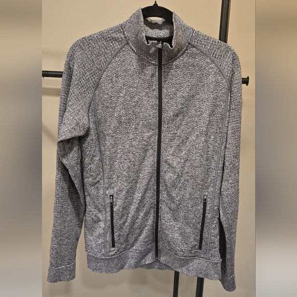 Mens Lululemon Engineered Warmth Gray Zip Up Jacket - Picture 2 of 6
